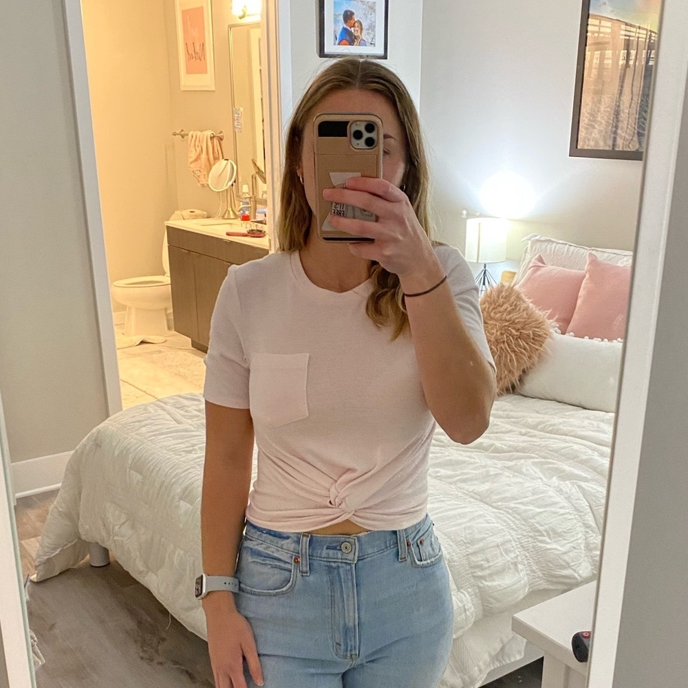 Aritzia Wilfred Free Short Sleeve Top Light Pink